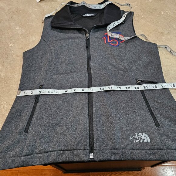 Women's‎ The North Face BF Goodrich 150 Years Vest Dark Gray/Black Size Small - Picture 5 of 9